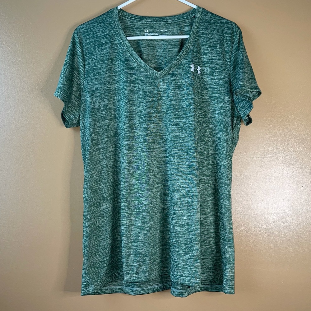 Women’s Under Armour V-neck Tee